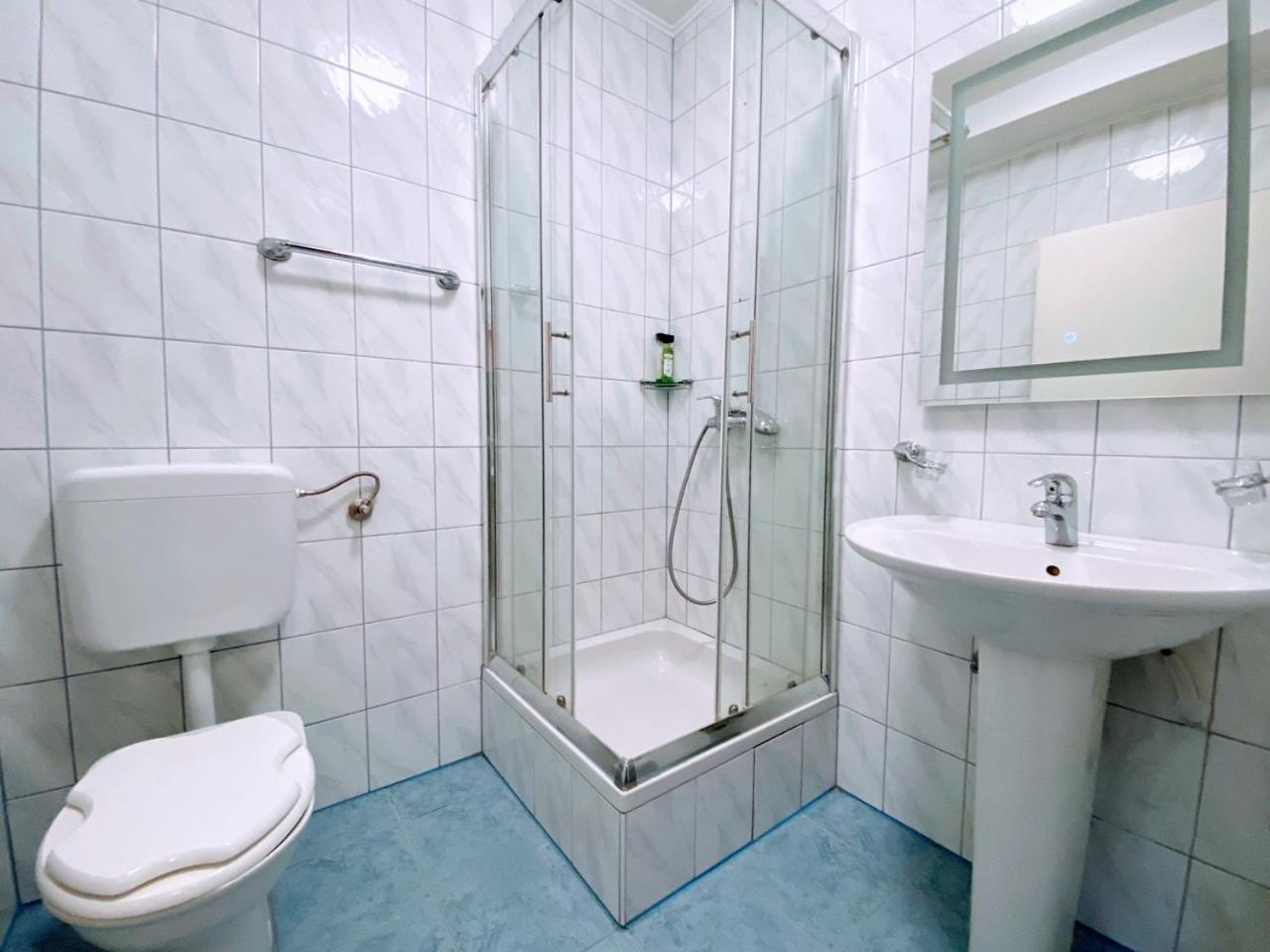 ליבנו Motel Vujeva מראה חיצוני תמונה