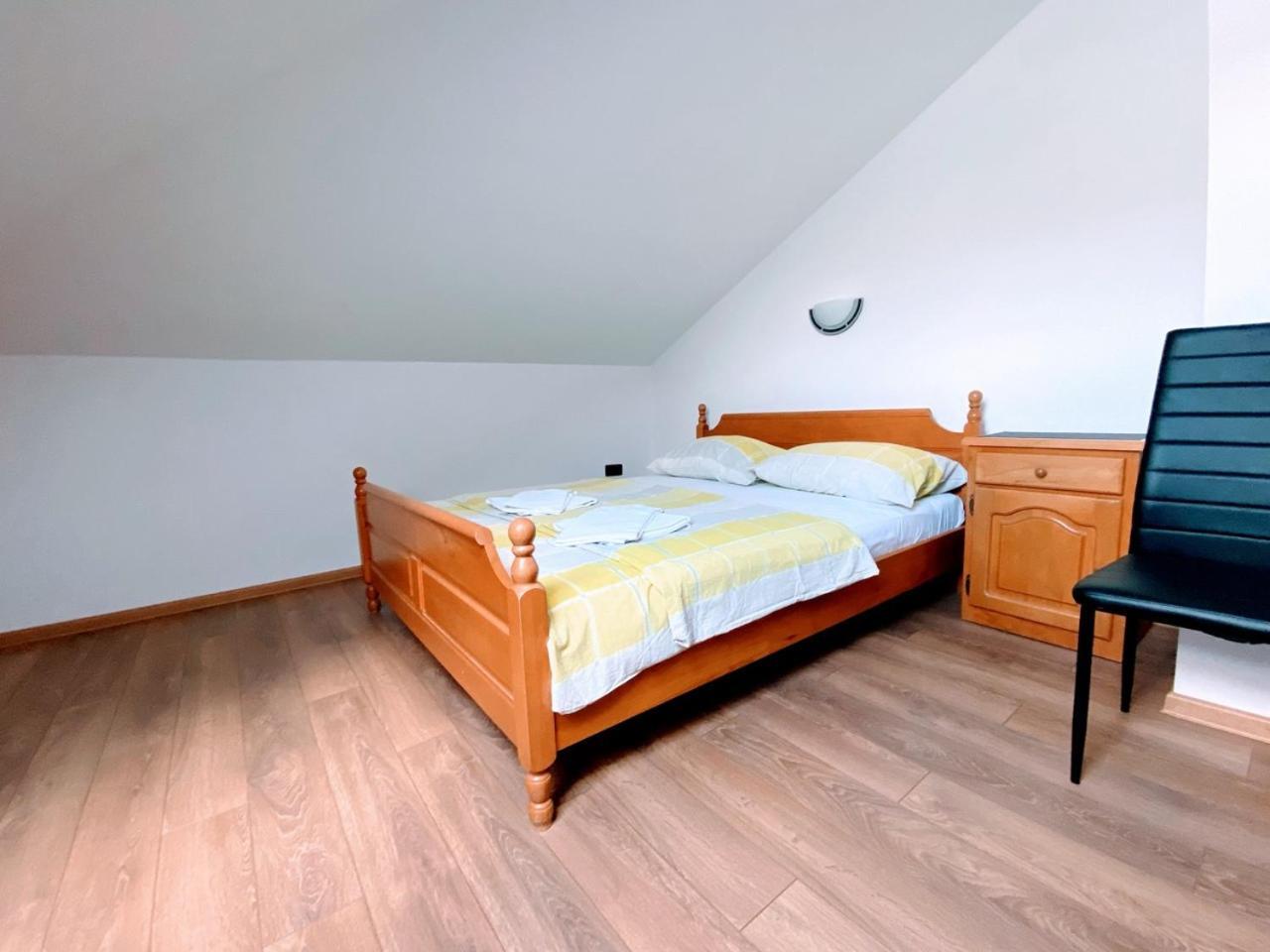 ליבנו Motel Vujeva מראה חיצוני תמונה